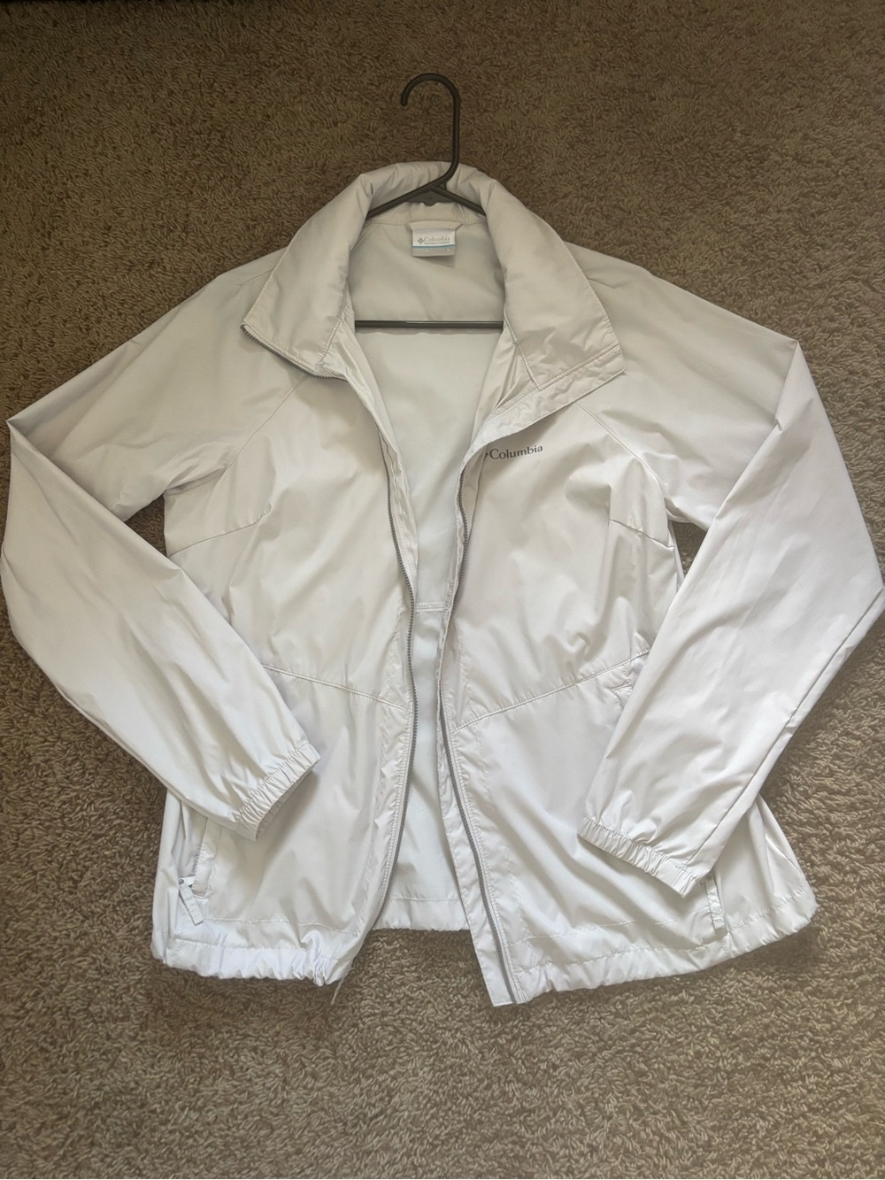 Columbia Women's Light Gray Ski Jacket - Full Zip Shell